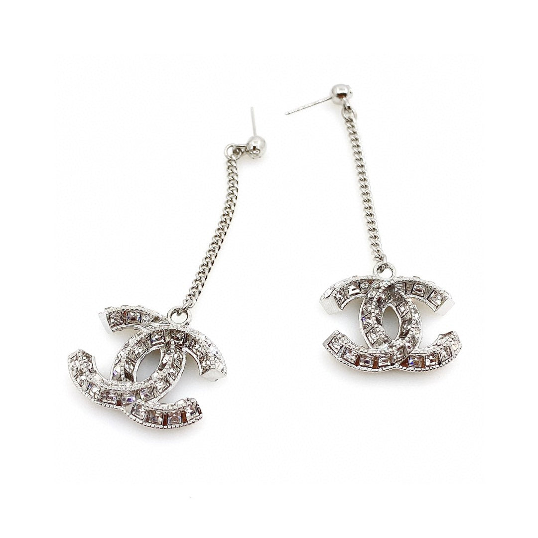 18K  Chanel Long Crystals Earrings